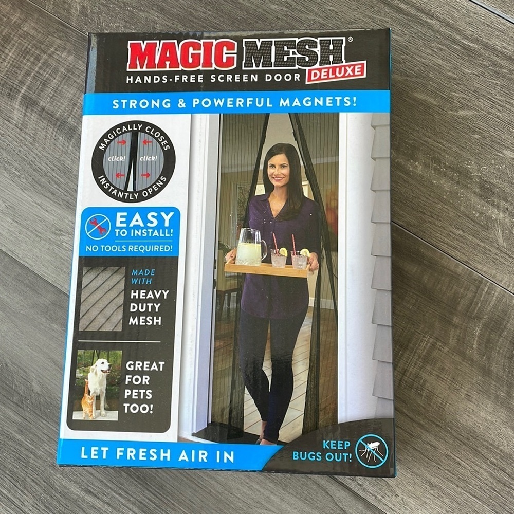 Magic Mesh Hands Free Magnetic Scree Door Deluxe